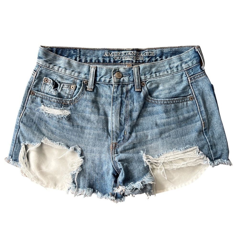 American Eagle Vintage Hi-Rise Festival Distressed Denim Frayed Hem Jean Shorts